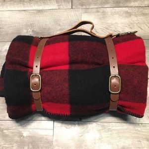 Vintage Marlboro Country Store Red Buffalo Plaid Wool Blanket USA Advertising